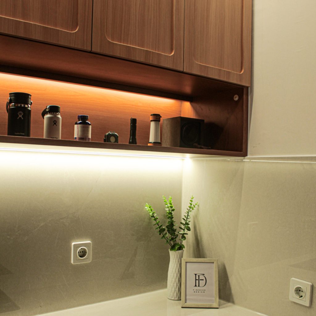 Corner Area